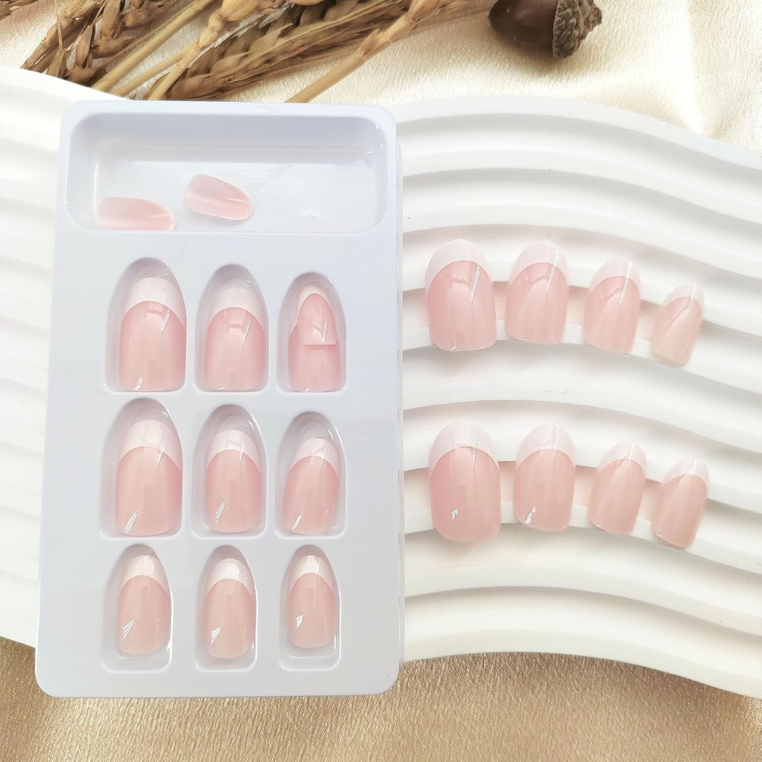 White French Tip Press on Nails Short Oval Fake Nails Press on Nails Daily Wear Simple Glue on Nails Light Pink Full Cover Stick on Nails for Women 24 Pcs